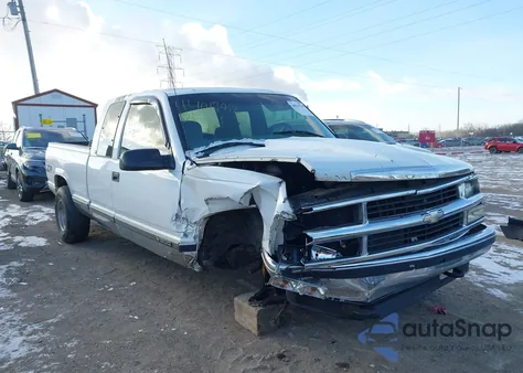 1997 Chevrolet K1500 Fleetside from USA, damaged, VIN 2GCEK19RXV1106331